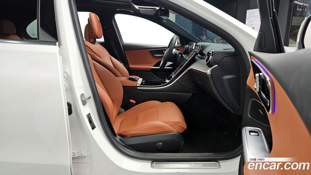 Mercedes-Benz C-Class C300 4MATIC Avantgarde, 2024