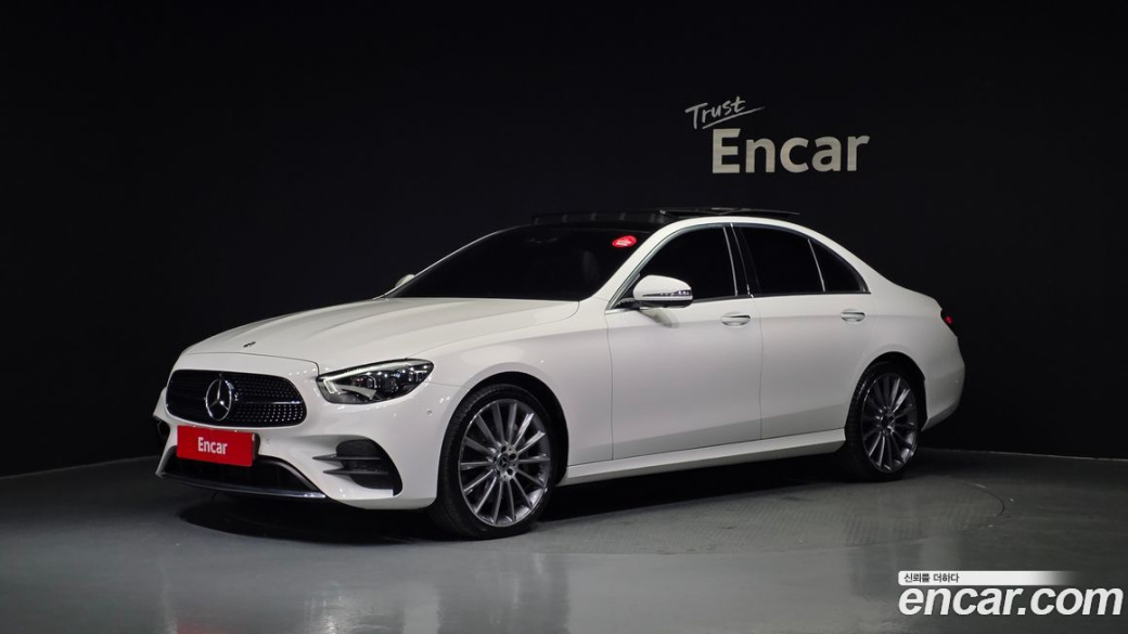 Mercedes-Benz E-Class E350 4MATIC AMG Line, 2022