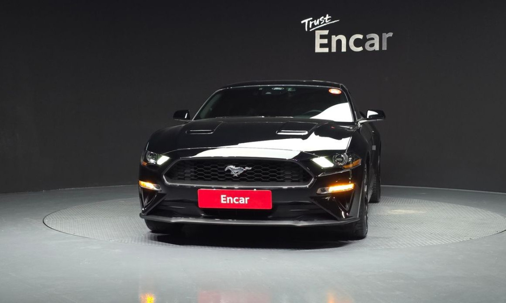Ford Mustang Coupe, 2022