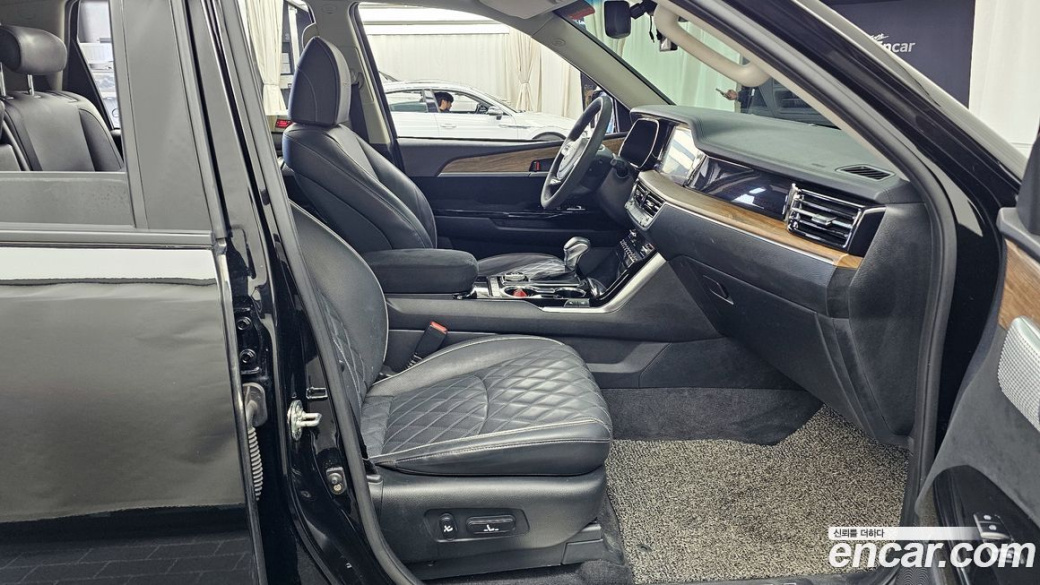 Kia Mohave Diesel 3.0 4WD 7-Seater, 2021