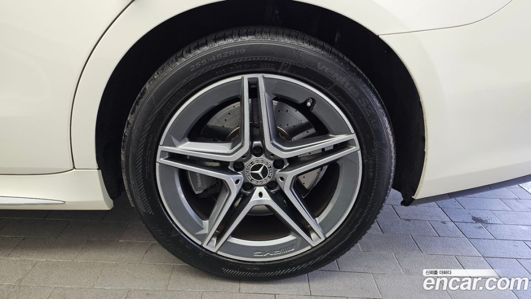 Mercedes-Benz S-Class S400 d 4MATIC, 2022