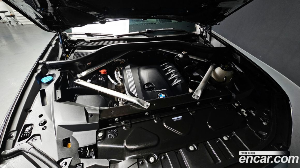 BMW X6 xDrive30d M Sport, 2022