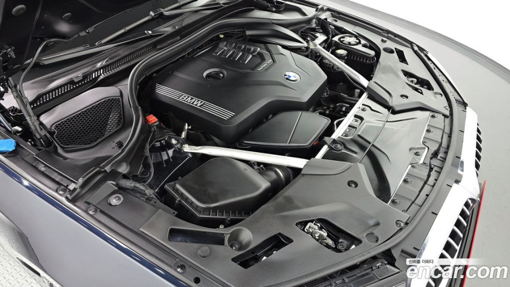 BMW 5-Series 520i M Sport, 2022