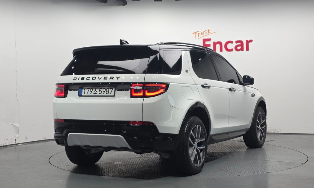 Land Rover Discovery Sport P250 Dynamic SE, 2025