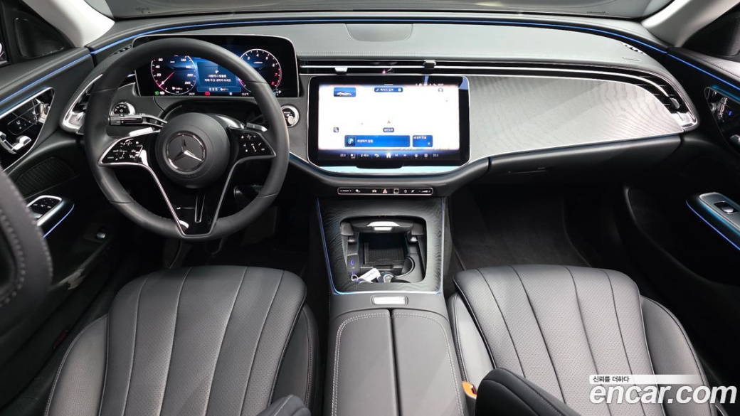 Mercedes-Benz E-Class E200 Avantgarde, 2025