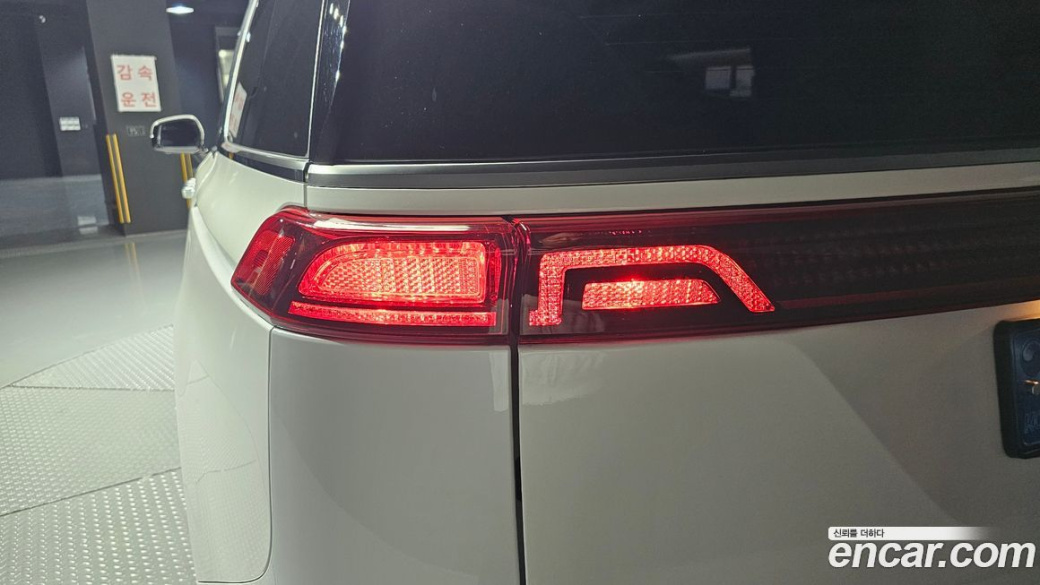 Kia Carnival 9-Seater Noblesse, 2023