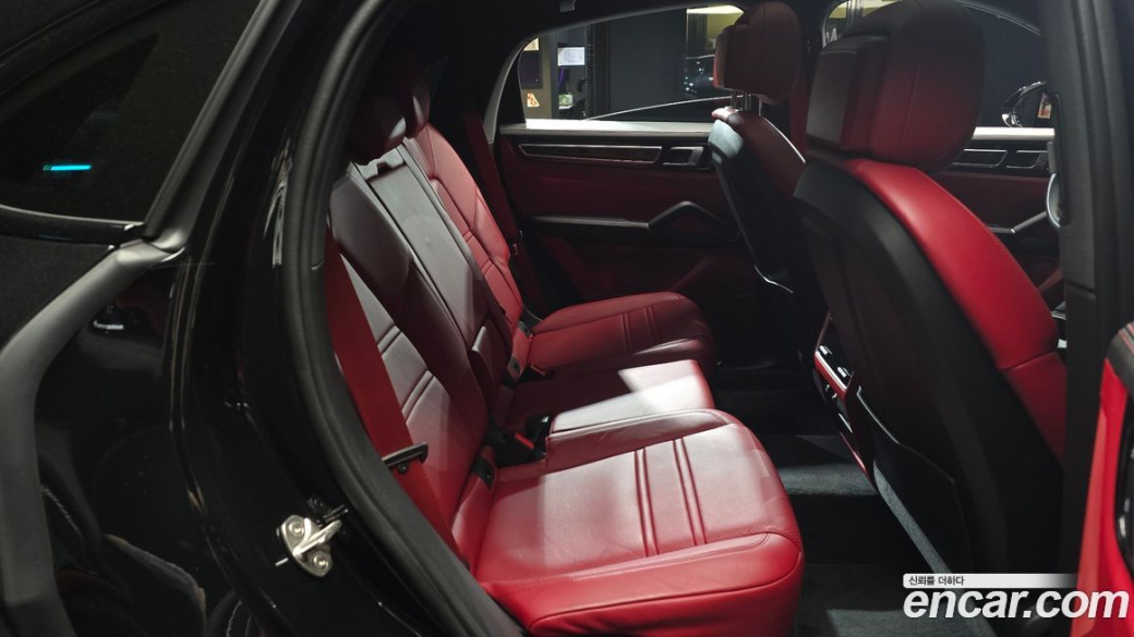Porsche Cayenne 3.0, 2023