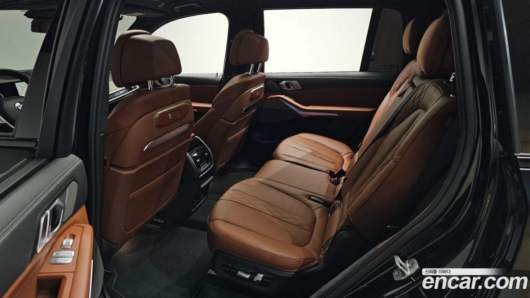 BMW X7 xDrive 40d Design Pure Excellence 7-Seater, 2024