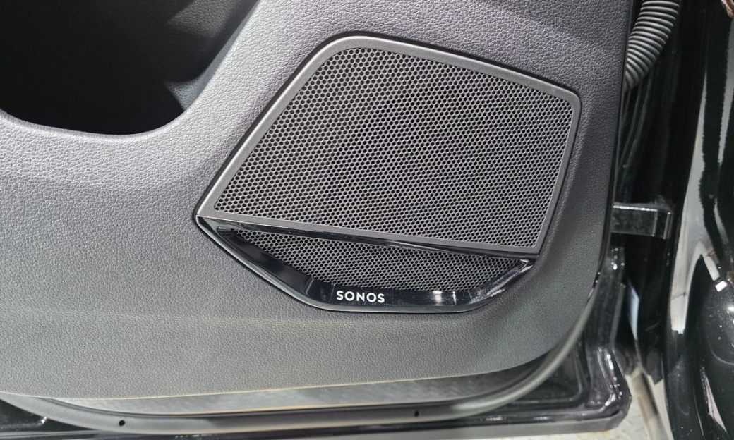 Audi Q3 40 TFSI Quattro Premium, 2025