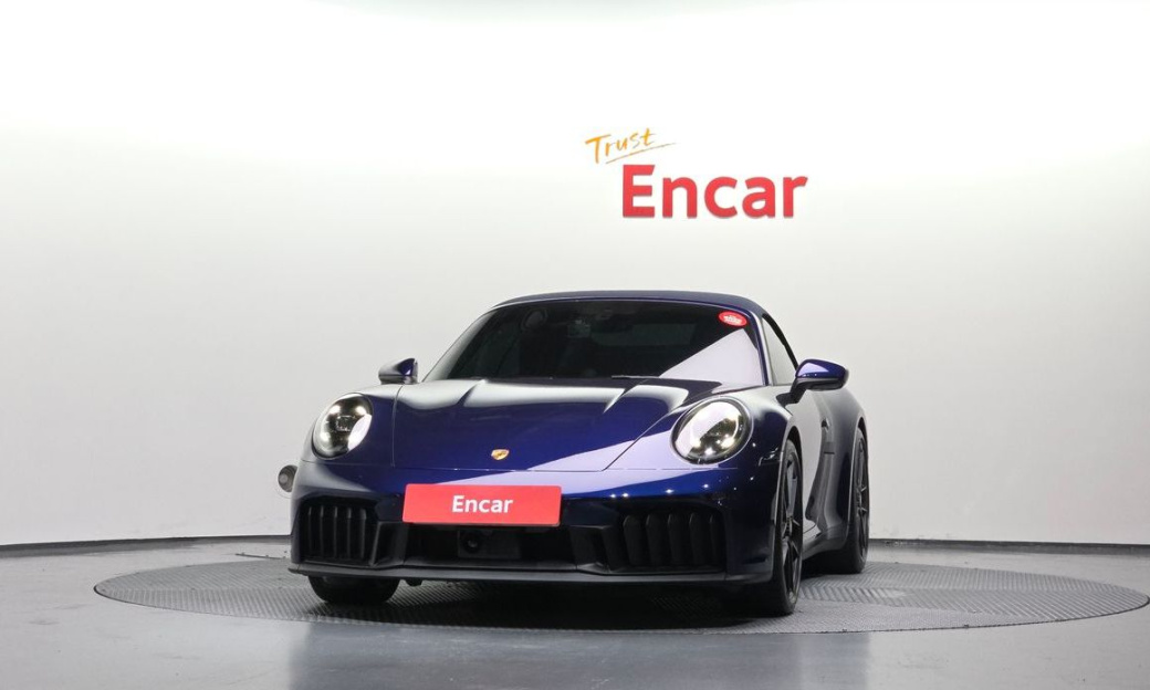 Porsche 911 Carrera 4 GTS Cabriolet, 2026