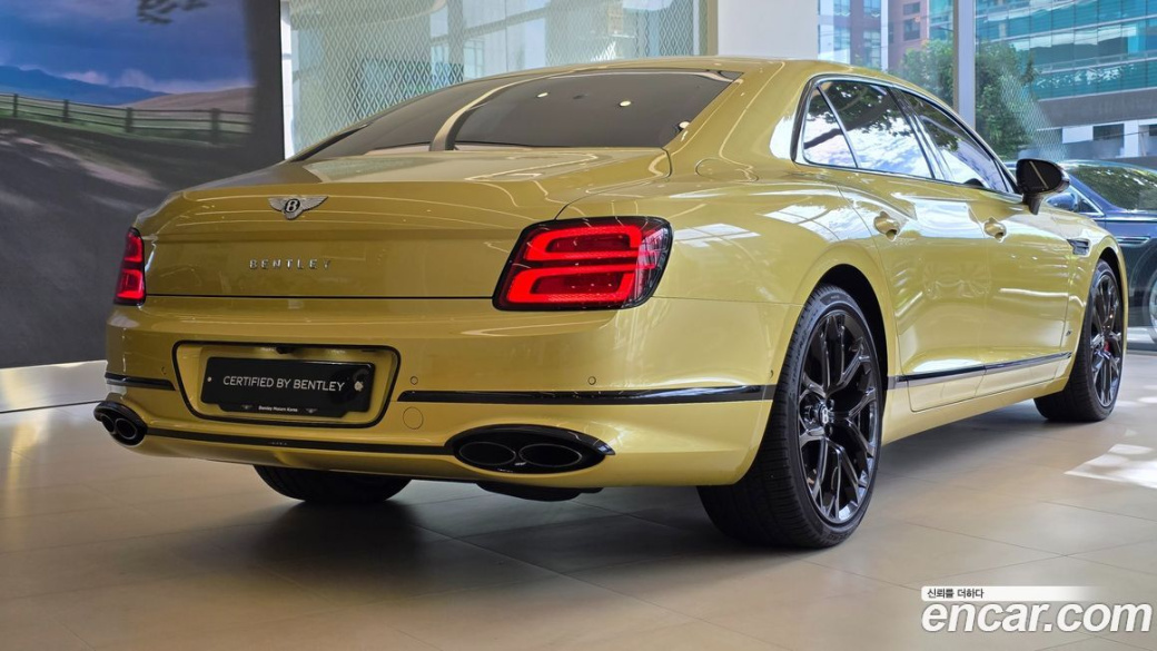 Bentley Flying Spur 4.0 S, 2024
