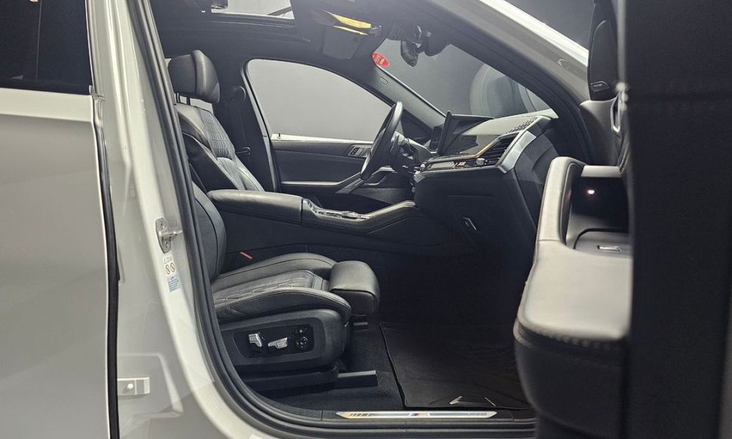 BMW X6 xDrive40i M Sport, 2024