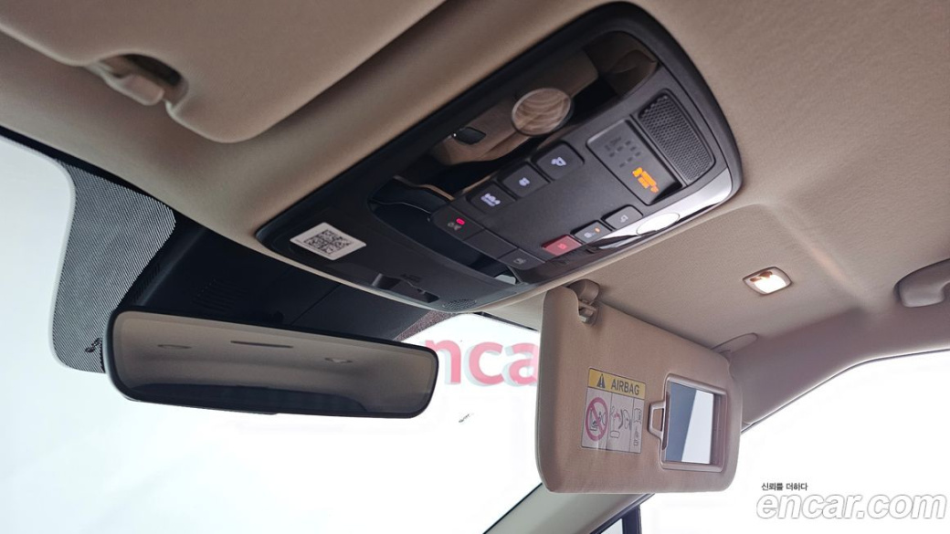 Kia Carnival 9-Seater Signature, 2023