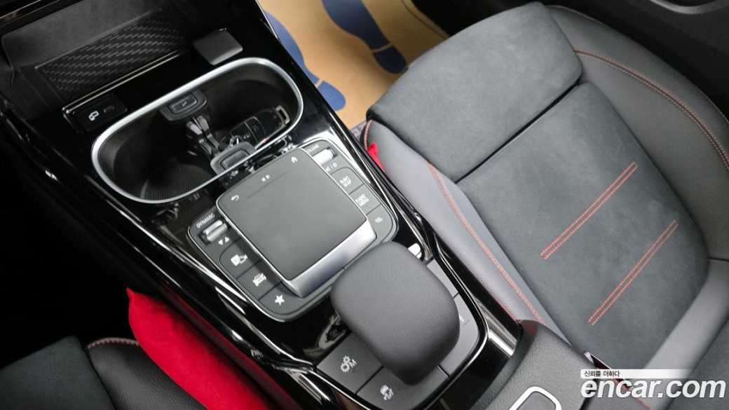 Mercedes-Benz A-Class AMG A35 4MATIC Sedan, 2023