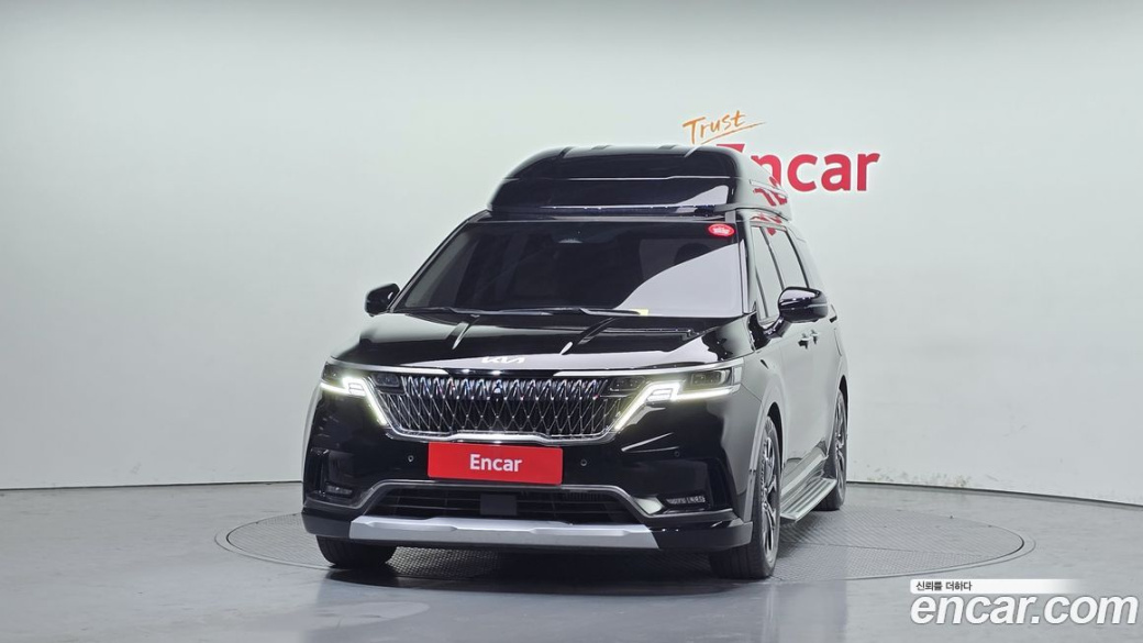 Kia Carnival 9-Seater Hi-Limousine, 2022