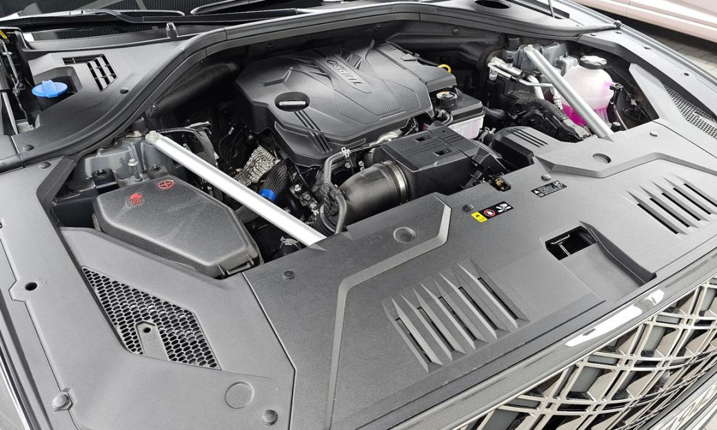 Genesis GV70 2.5T Gasoline AWD, 2026