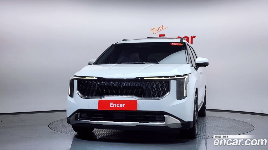 Kia Carnival 9-Seater Signature, 2025