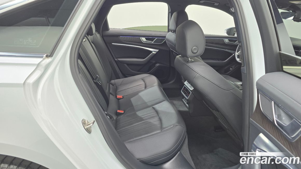 Audi A6 40 TDI Premium, 2022