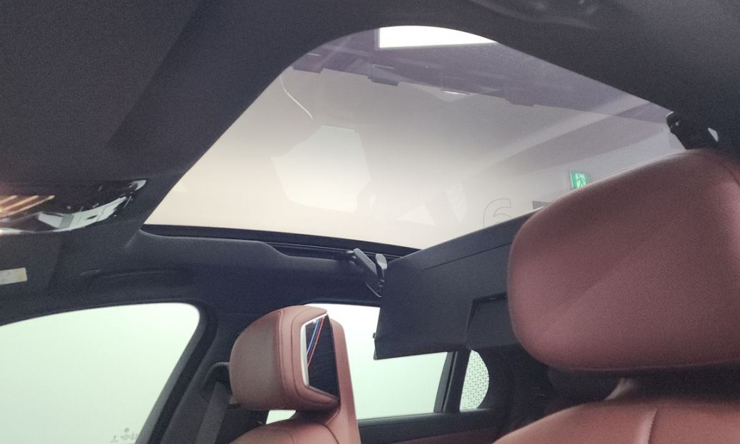BMW 7-Series 740i xDrive M Sport, 2025