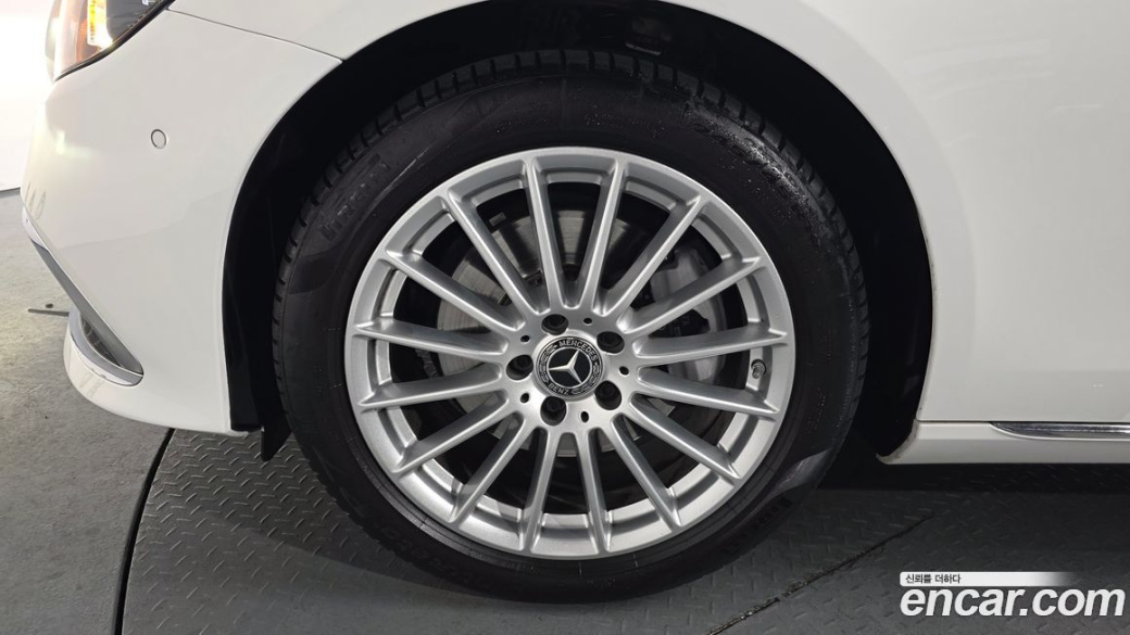 Mercedes-Benz E-Class E250 Exclusive, 2022