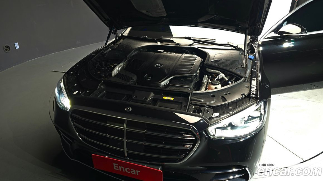 Mercedes-Benz S-Class S500L 4MATIC, 2024