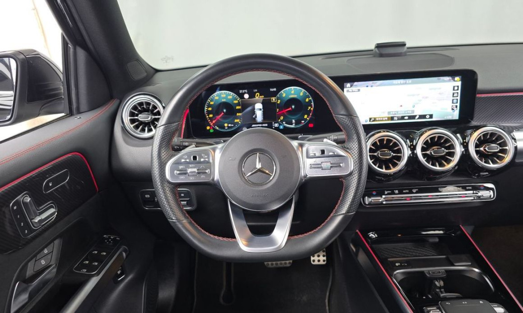 Mercedes-Benz GLB-Class AMG GLB35 4MATIC, 2021