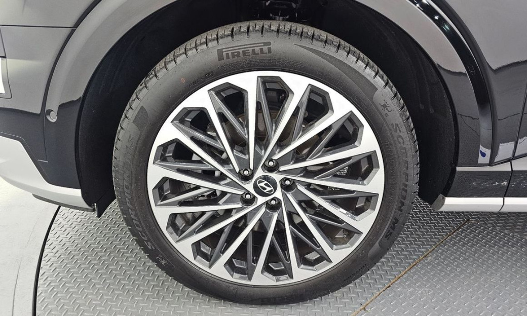 Hyundai Palisade Gasoline 2.5T 4WD 7-Seater, 2025