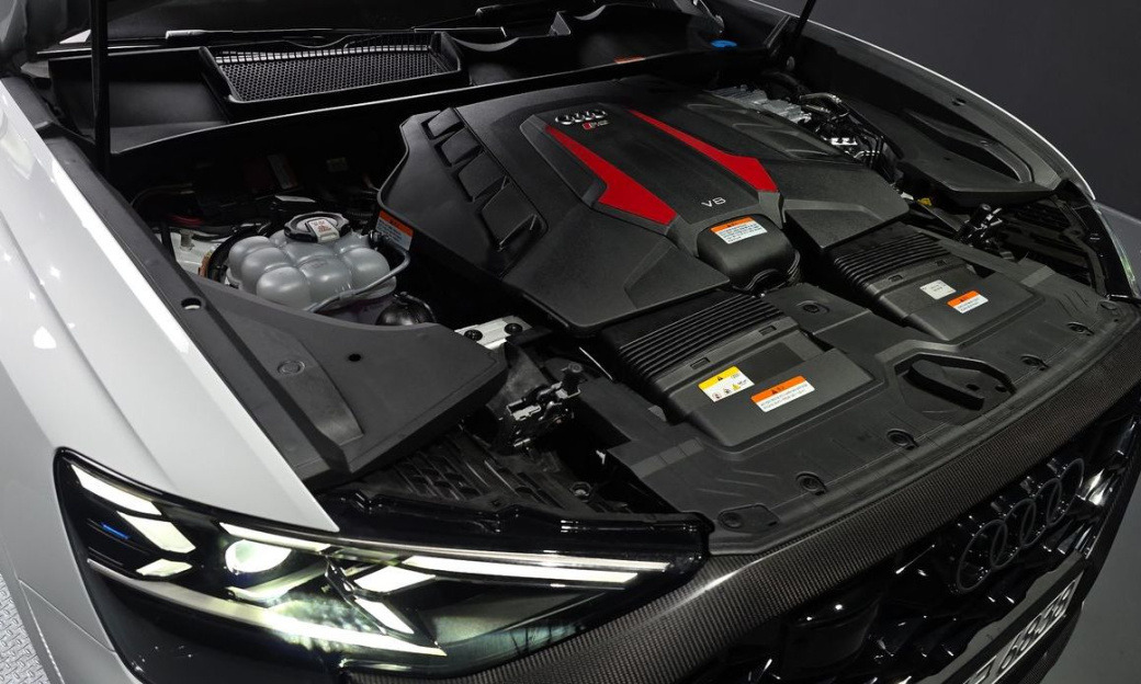 Audi RSQ8 4.0 TFSI Quattro Performance, 2025