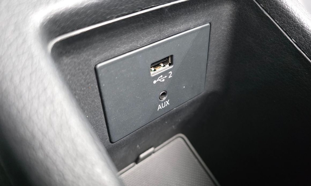 Audi Q2 35 TDI Premium, 2023
