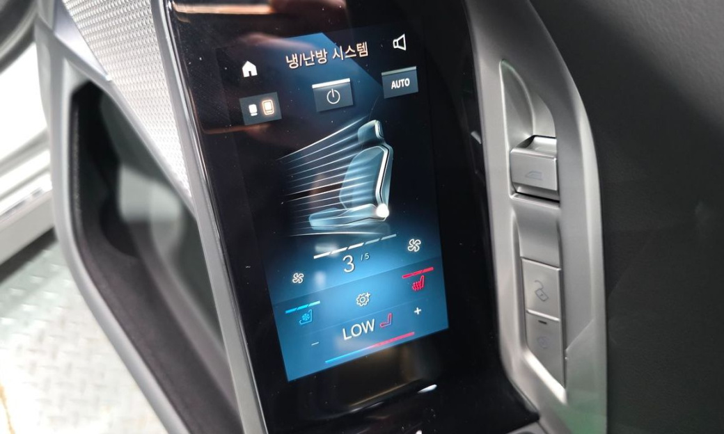 BMW 7-Series 740d xDrive Design Pure Excellence, 2024