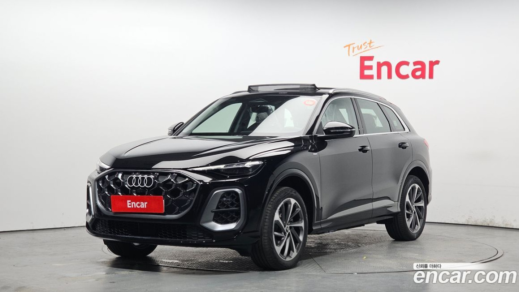 Audi Q5 40 TFSI Quattro S Line, 2025
