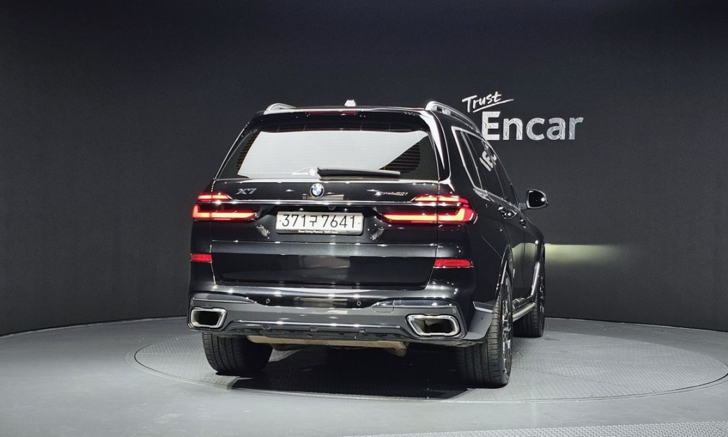 BMW X7 xDrive 40i M Sport 6STR, 2024