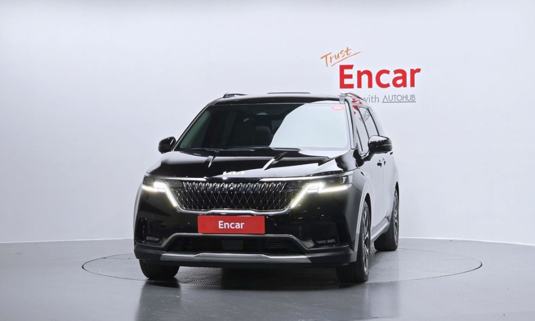 Kia Carnival 9-Seater Signature, 2023