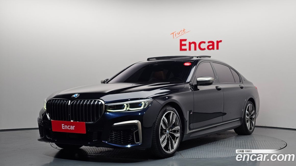 BMW 7-Series M760Li xDrive, 2022