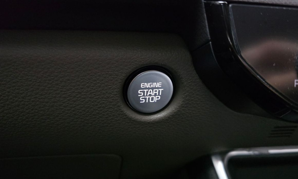 Kia Carnival 9-Seater Noblesse, 2025
