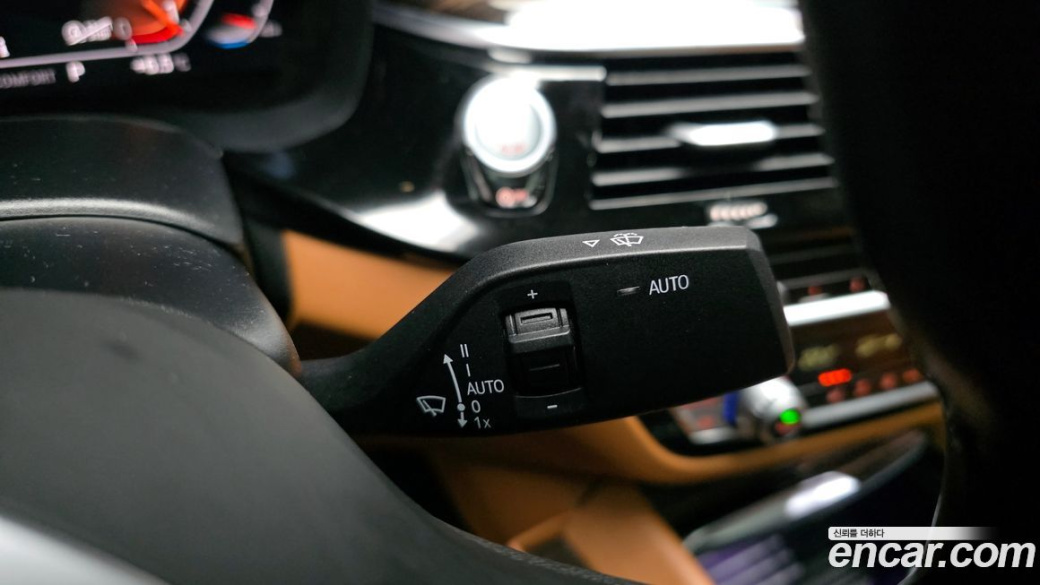 BMW 5-Series 520i M Sport, 2022