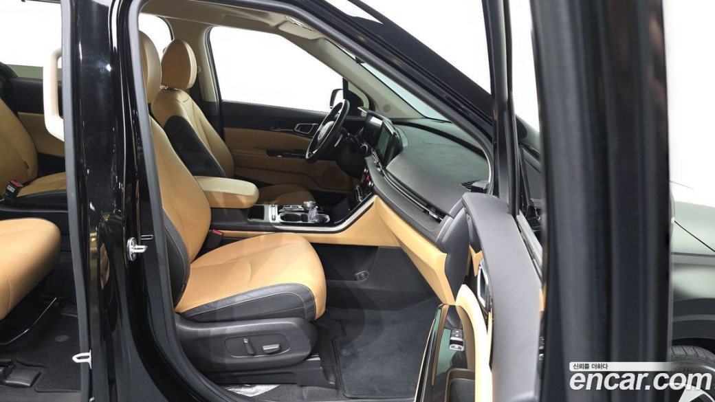 Kia Carnival 9-Seater Noblesse, 2023