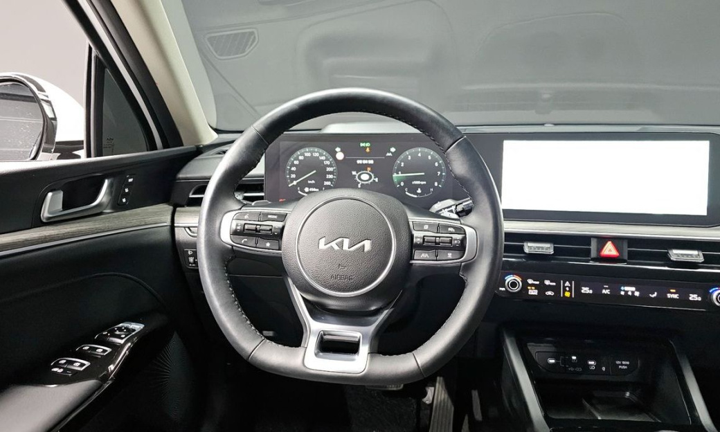 Kia K5 1.6 Turbo, 2026