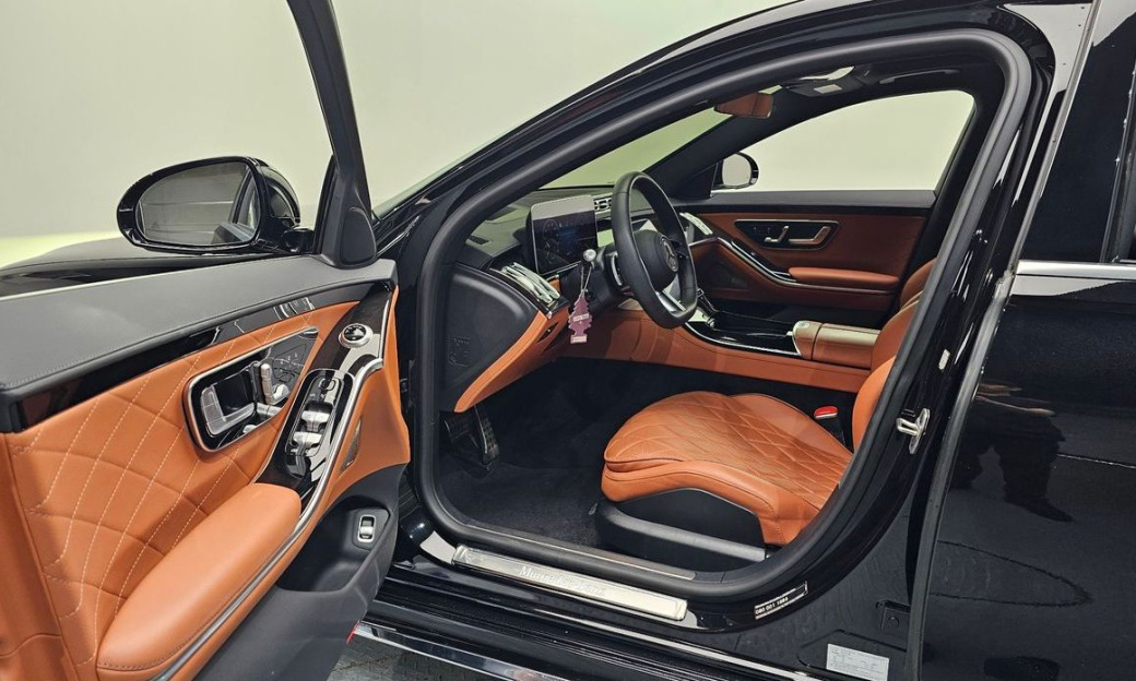 Mercedes-Benz S-Class S500L 4MATIC, 2024