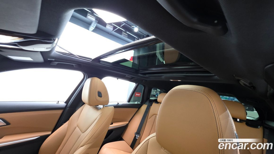 BMW 3-Series 320d Touring M Sport, 2025