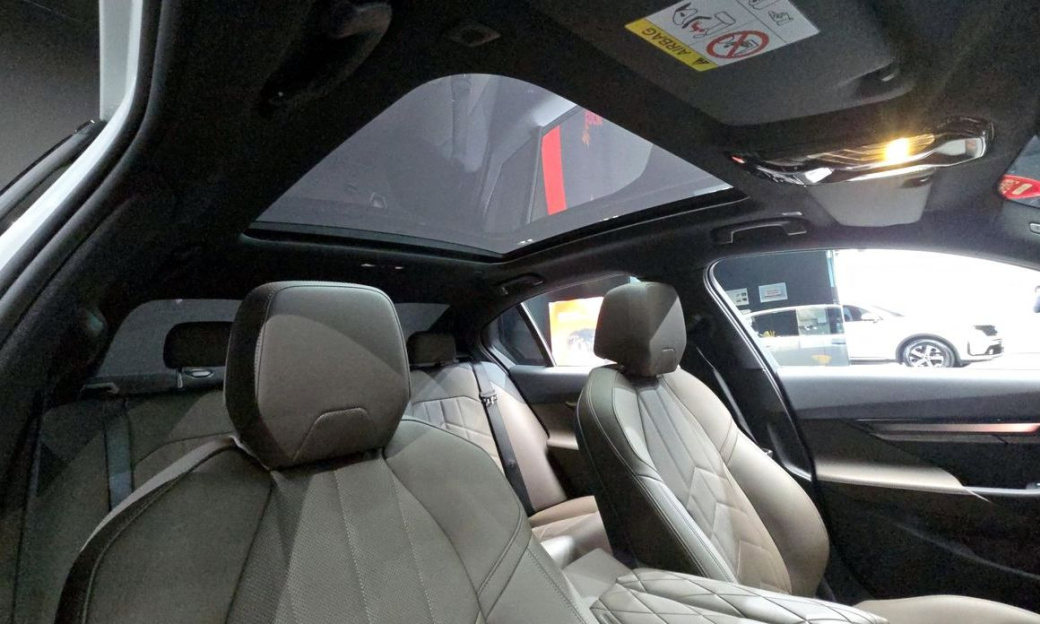 BMW 5-Series 520i M Sport, 2025