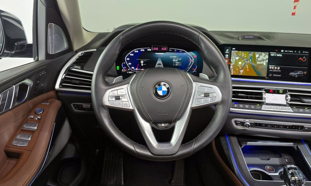 BMW X7 xDrive 40d Design Pure Excellence 7-Seater, 2022