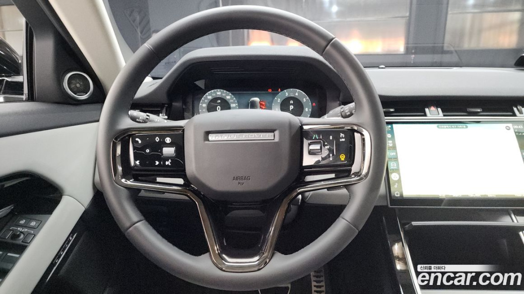 Land Rover Range Rover Evoque P250 Dynamic SE, 2024