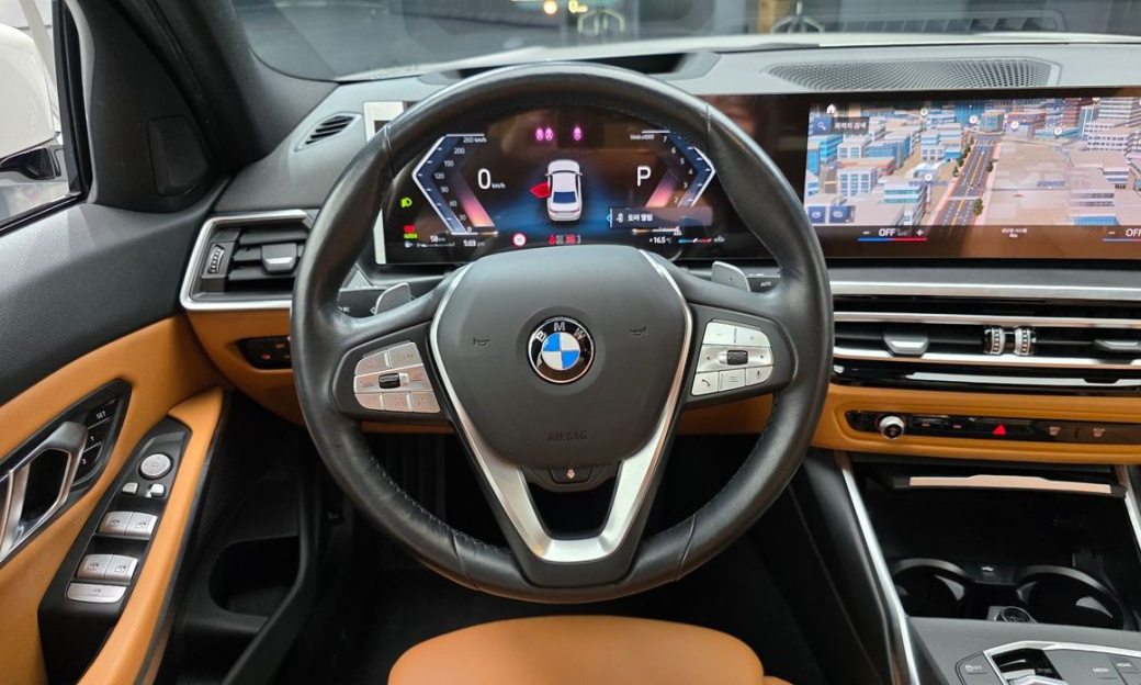 BMW 3-Series 320i, 2024
