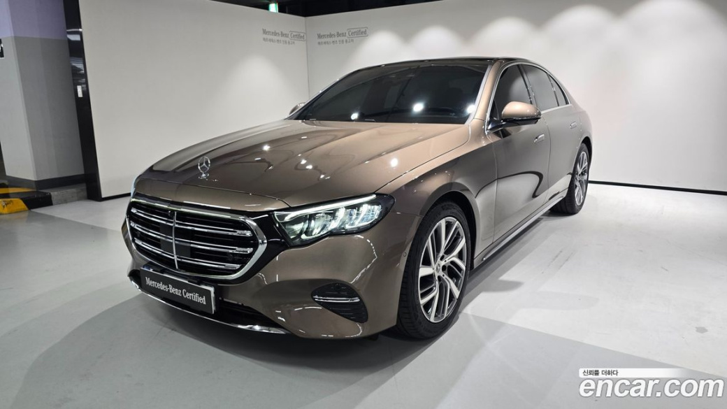 Mercedes-Benz E-Class E220d 4MATIC Exclusive, 2024