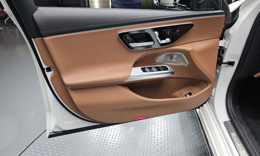 Mercedes-Benz E-Class E450 4MATIC Exclusive, 2024