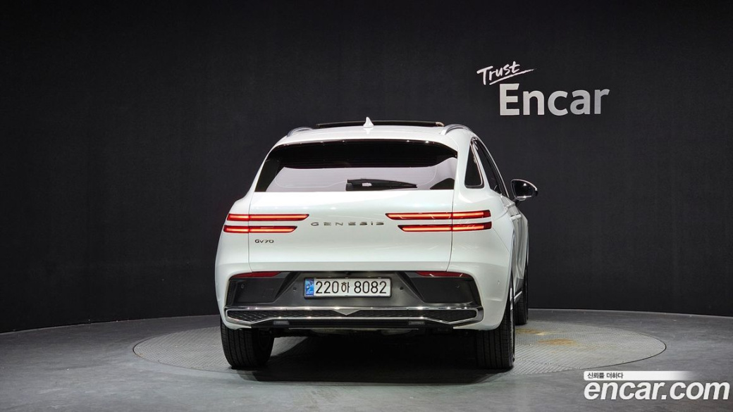 Genesis GV70 2.5T Gasoline 2WD, 2025