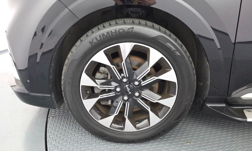 Kia Carnival 7-Seater Hi-Limousine, 2022
