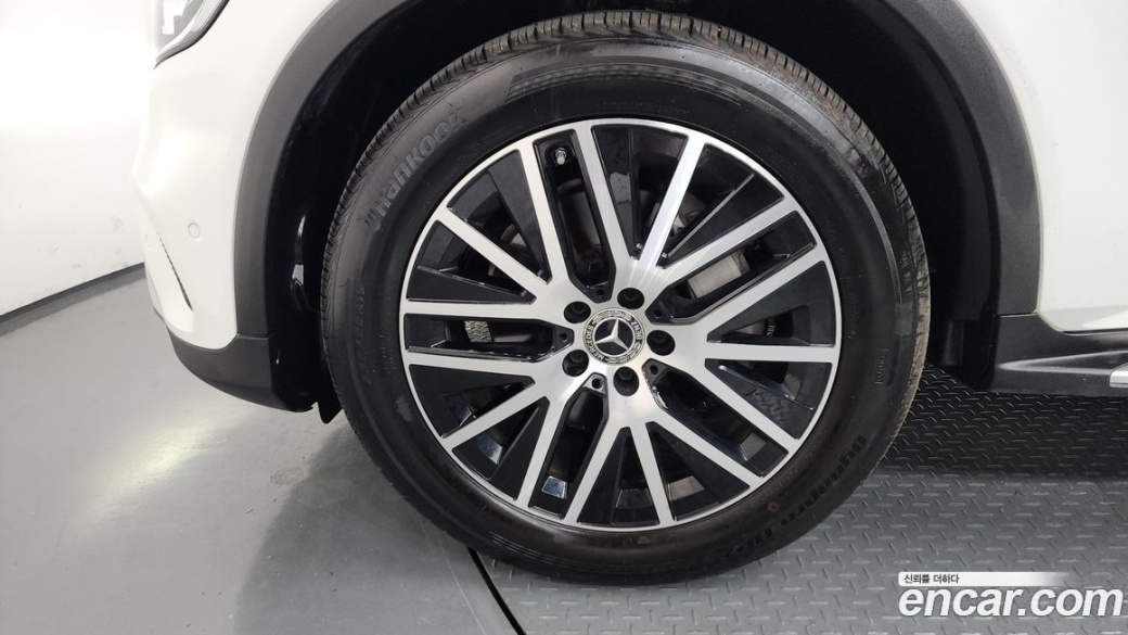 Mercedes-Benz GLC-Class GLC220 d 4MATIC, 2021