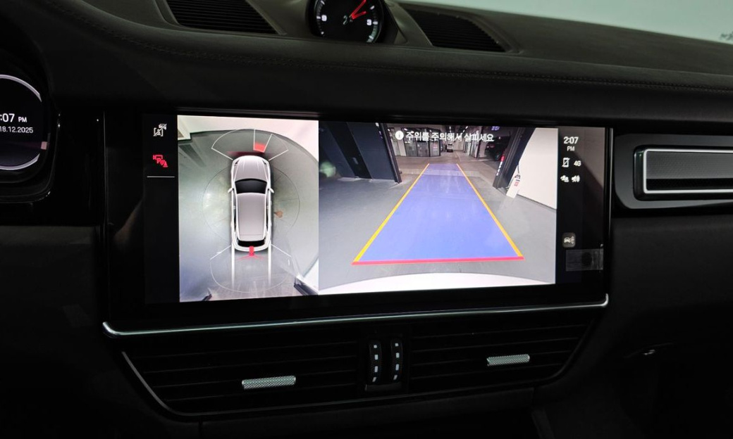 Porsche Cayenne 3.0 PLATINUM EDITION, 2022